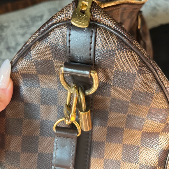 Beautiful Louie Vuitton Bandouliere Speedy 30 - Picture 7 of 8